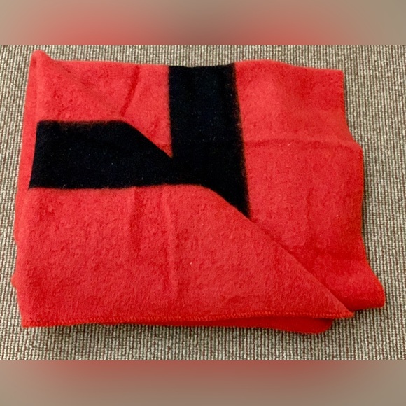 Mid Century Vintage Wool Ward's Fleecydown Hudson Bay Style Striped Blanket - Picture 9 of 16